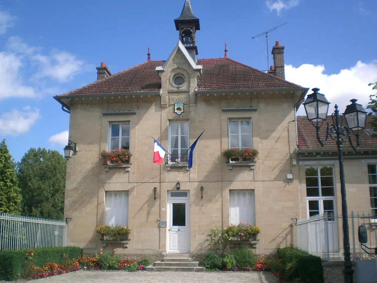mairie d'ableiges
