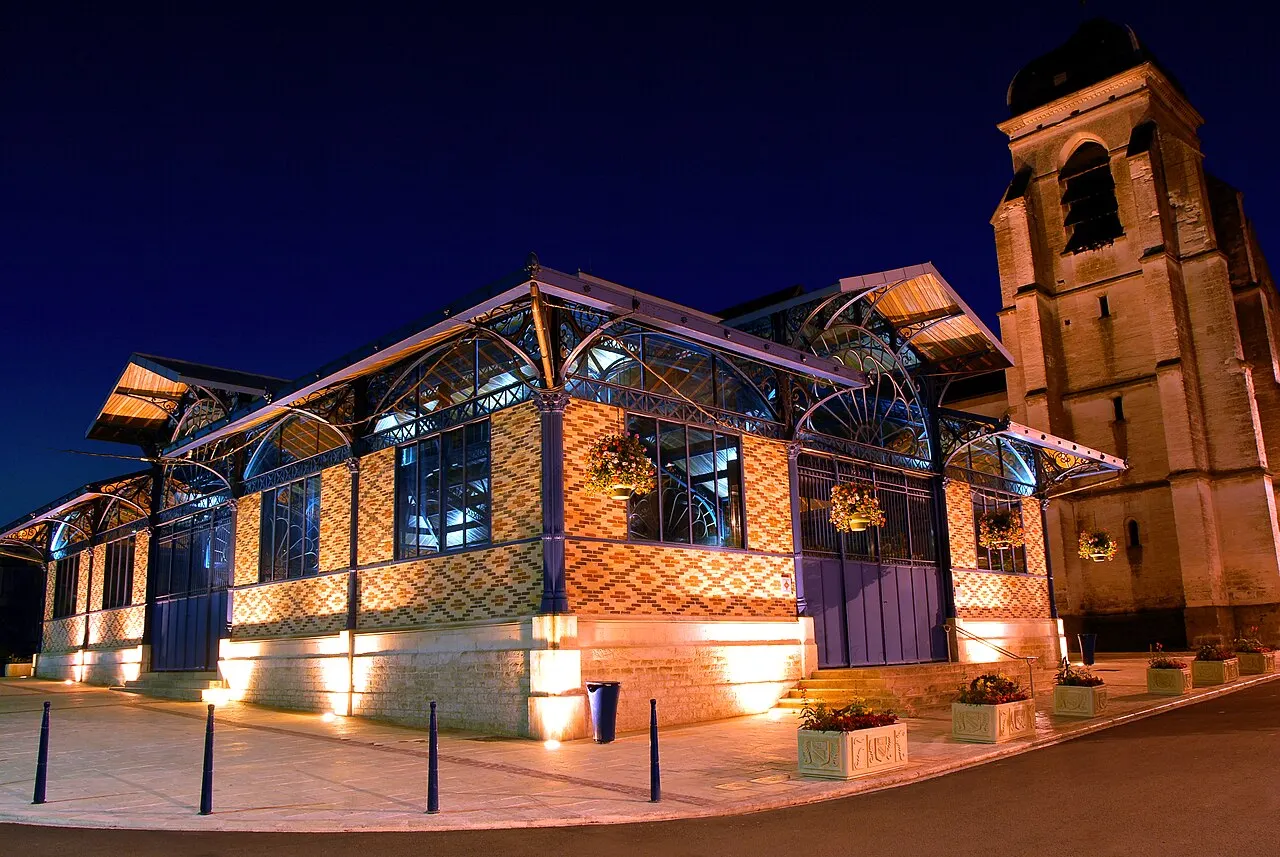 Halle de style Baltard (Aix en Othe, Aube, France)