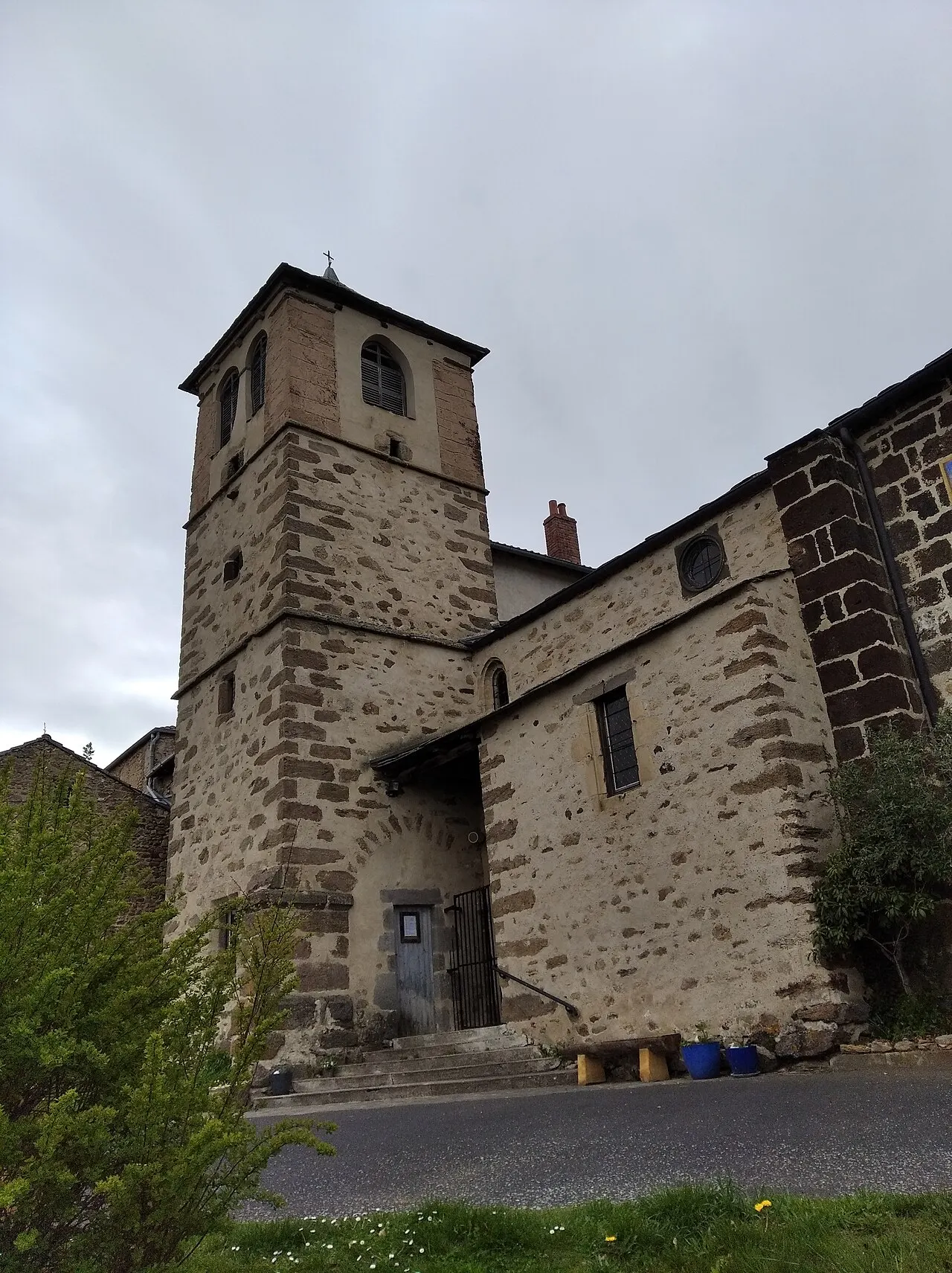 Église Saint-Barthélemy d'Ally.