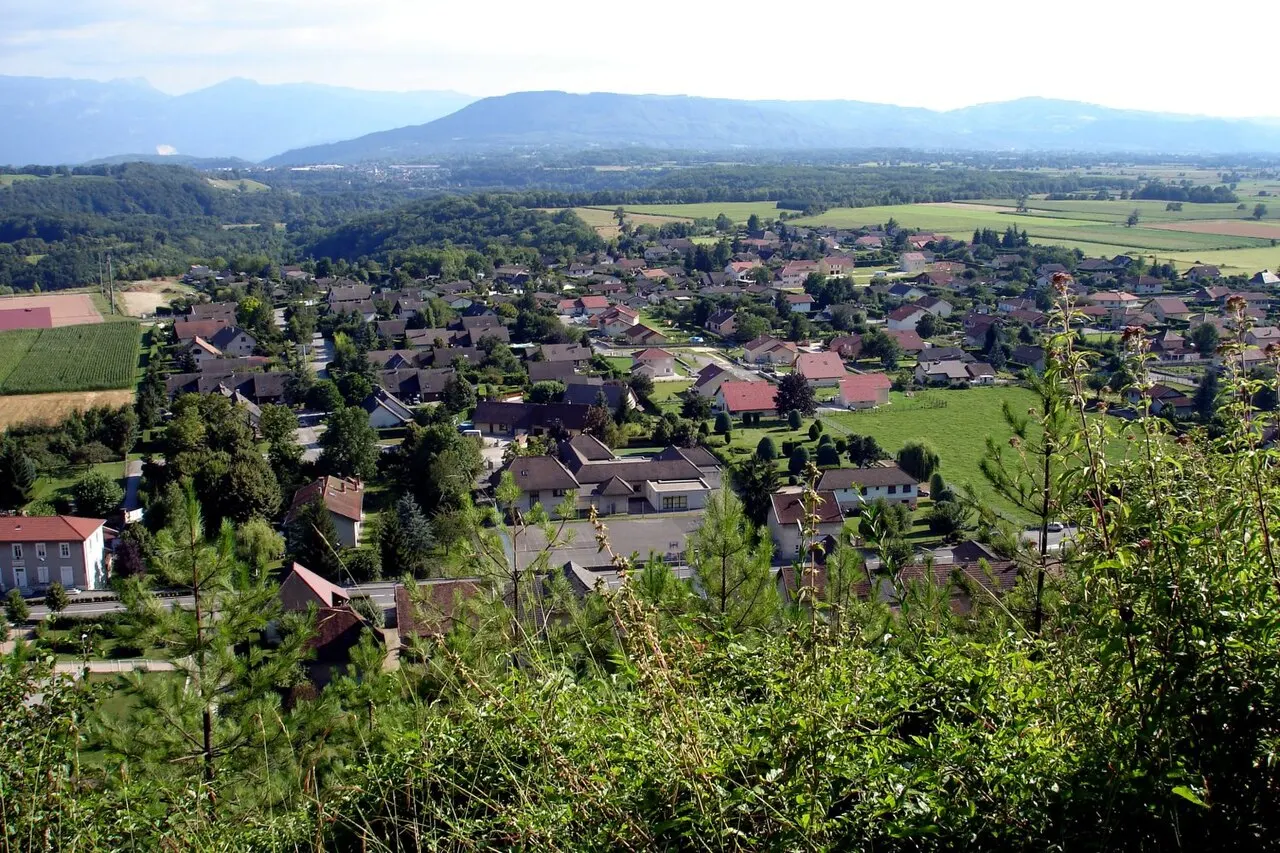 Apprieu, vue vers le Sud-Ouest.