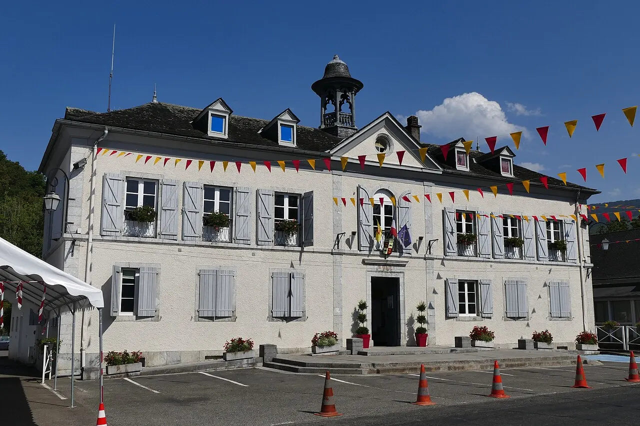 La mairie à Arette (Pyrénées-Atlantiques, Nouvelle-Aquitaine, France).