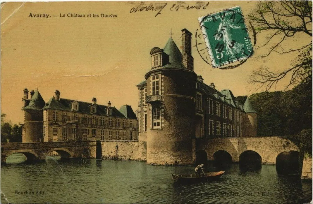 Avaray Carte postale du château en 1910