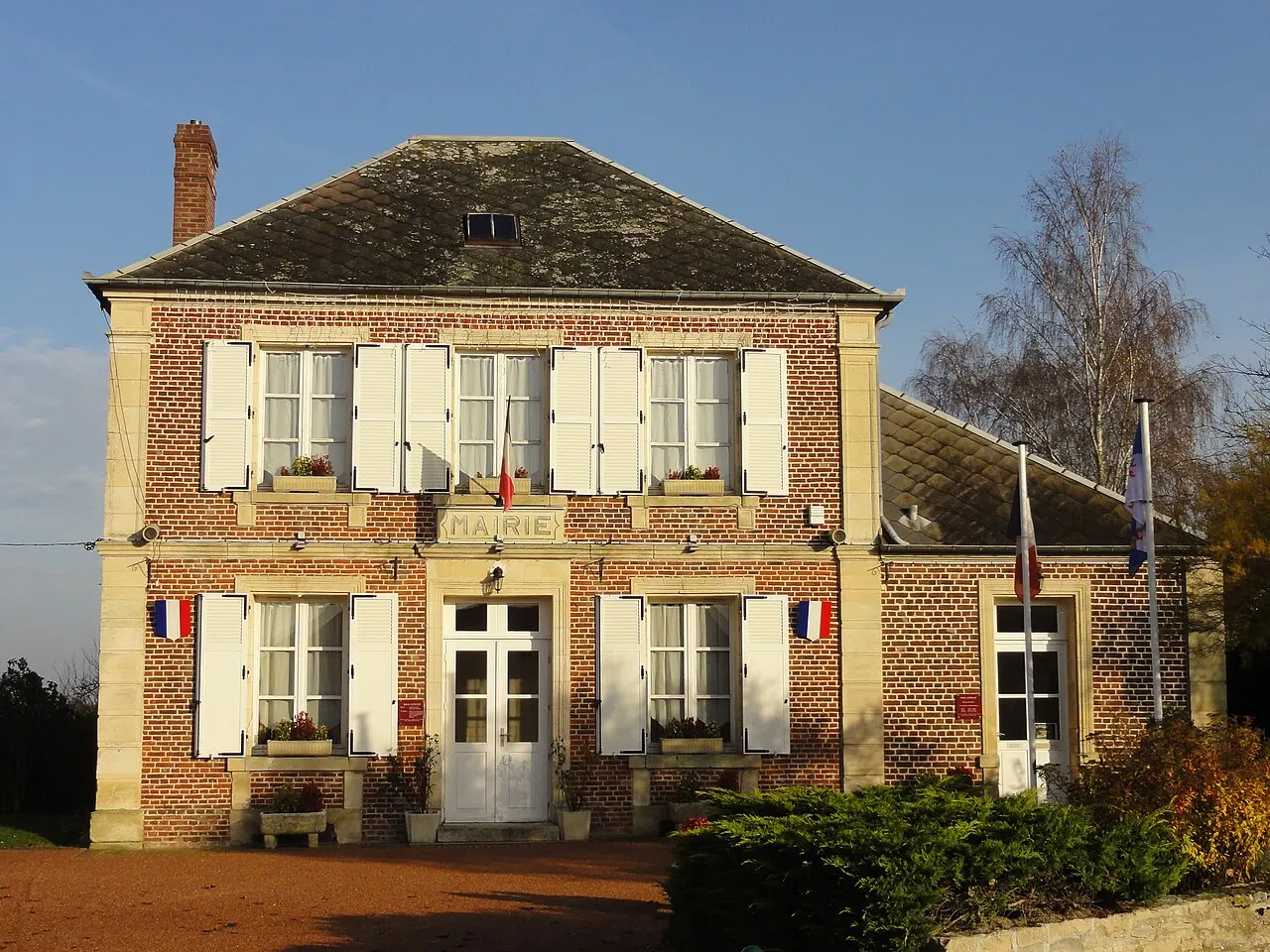 La mairie.