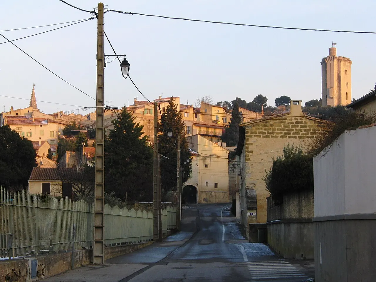 Vue de Barbentane (Bouches-du-Rhône, France).
