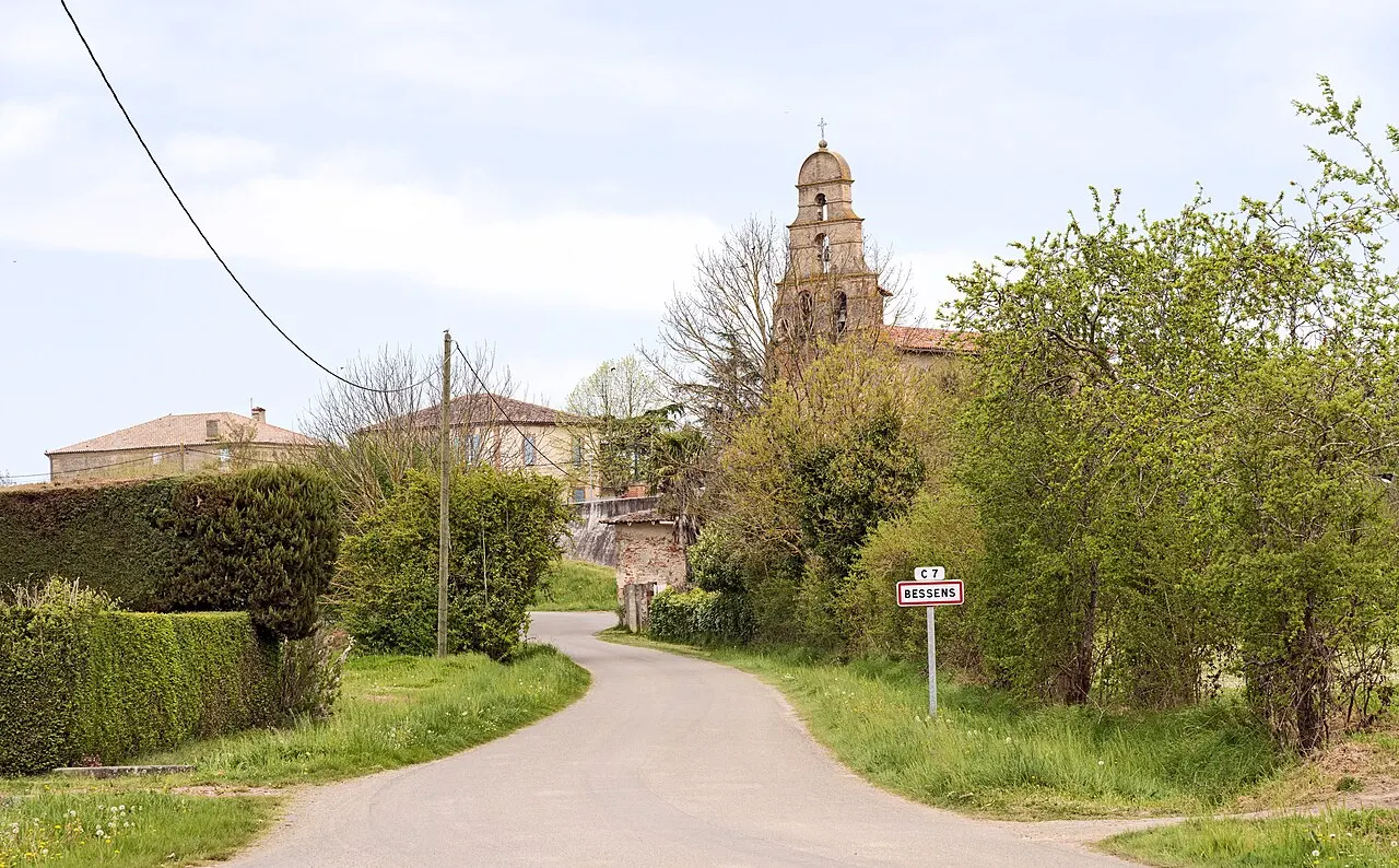 Le chemin de Verdun à Bessens, Tarn-et-Garonne France