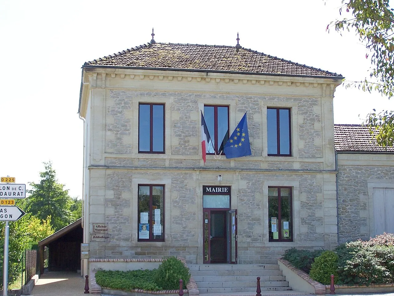 Mairie de Bieujac, Gironde, France
