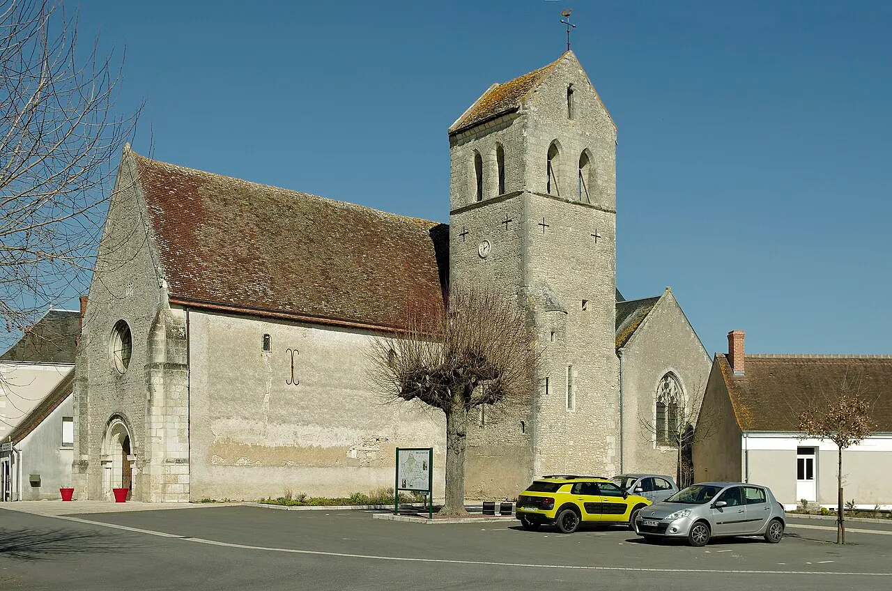 Billy (Loir-et-Cher) Eglise Saint-Symphorien. La nef, la partie la plus ancienne, construite en petit appareil, a été édifiée au XIe…