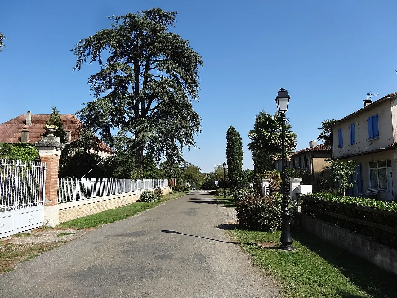 Route principale de Boulaur.