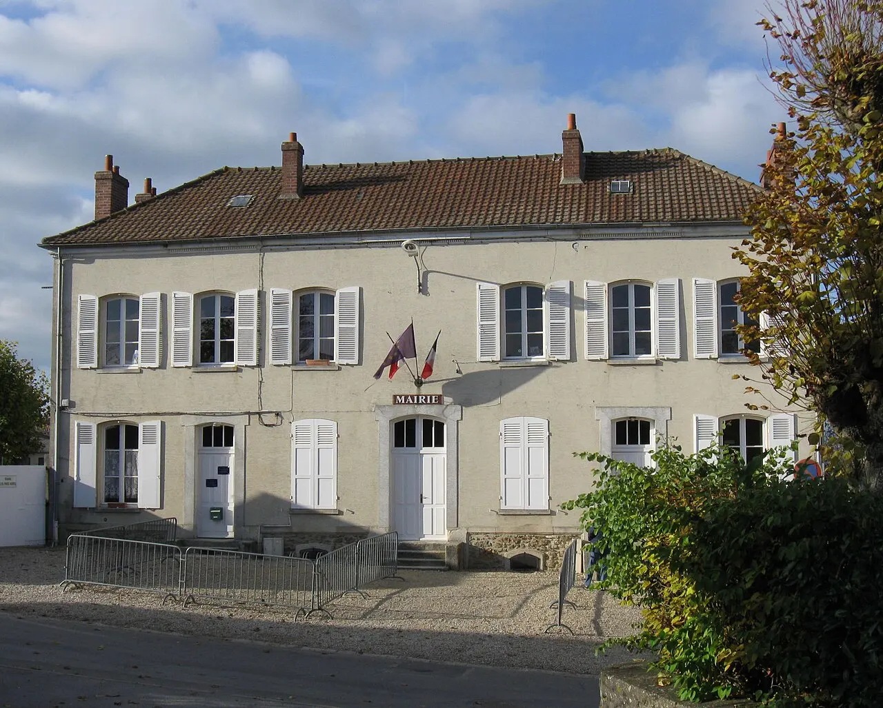 Mairie de Boutigny (Seine-et-Marne, région Île-de-France).