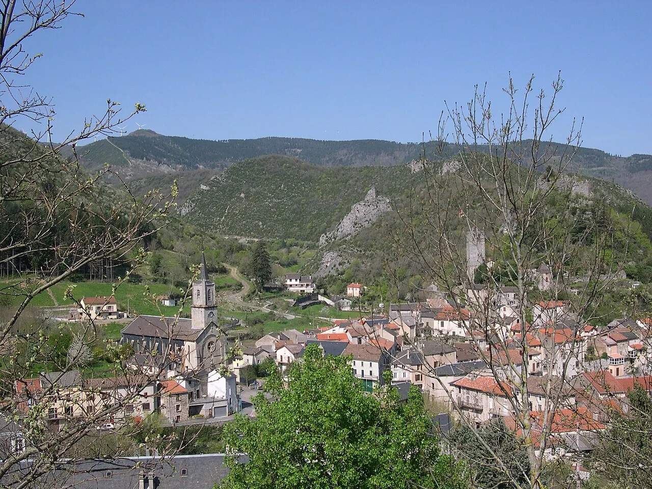 Brusque (Aveyron) - vue générale.