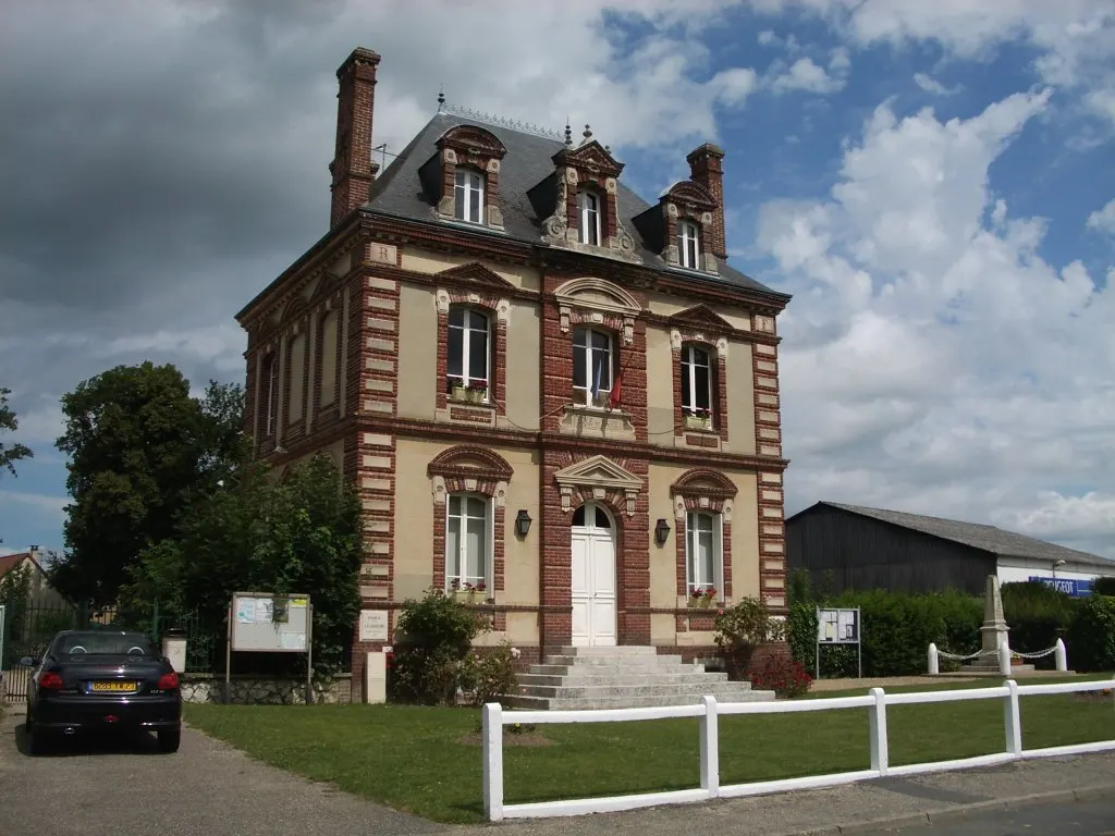 La mairie de Cailly-sur-Eure (France)
