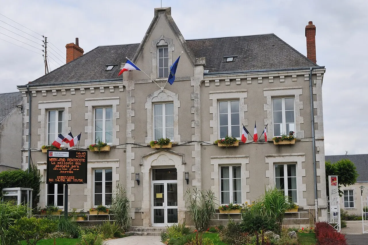 Mairie, Chaingy, Loiret, France