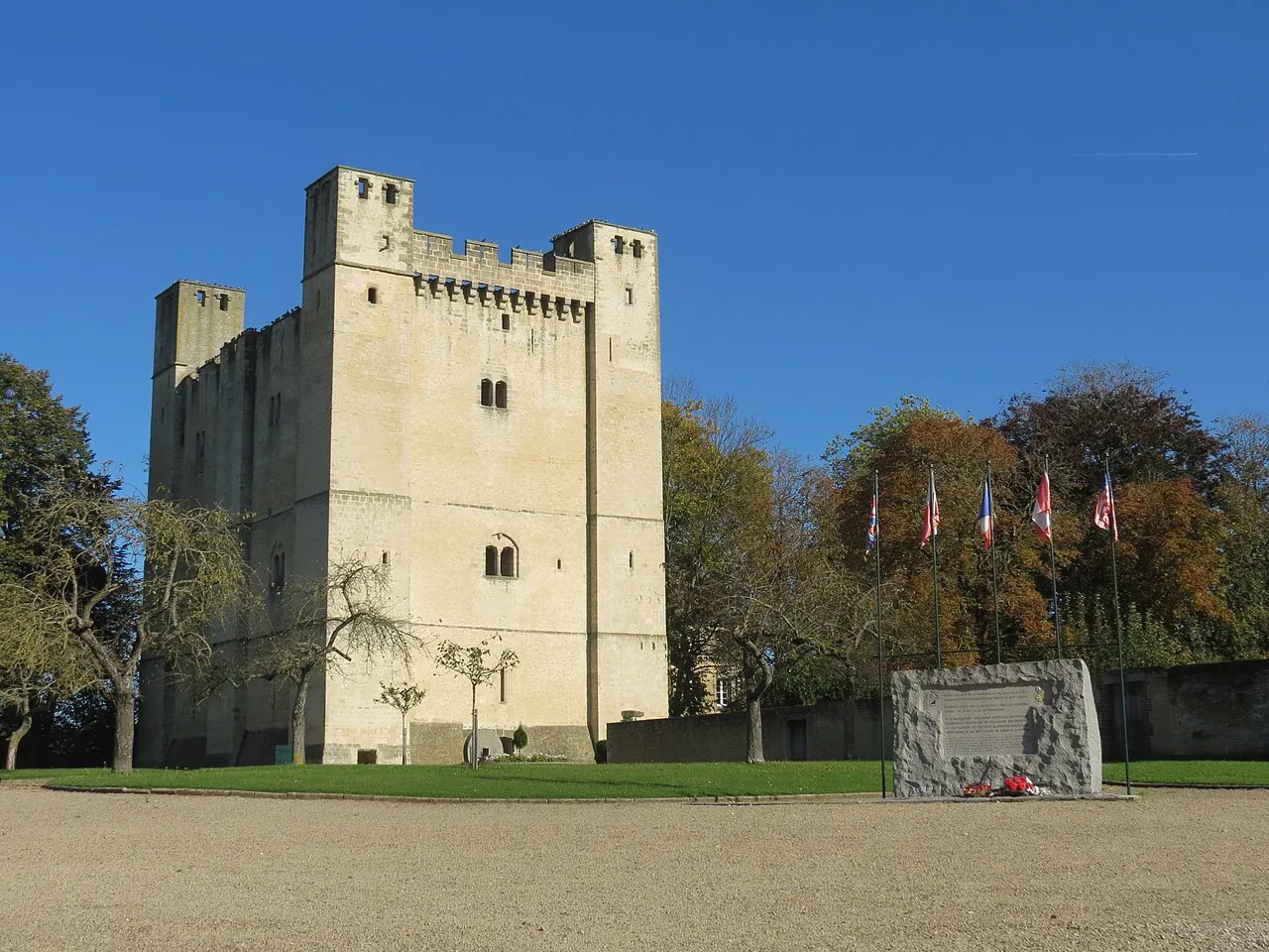 Vue de la place principale de Chambois