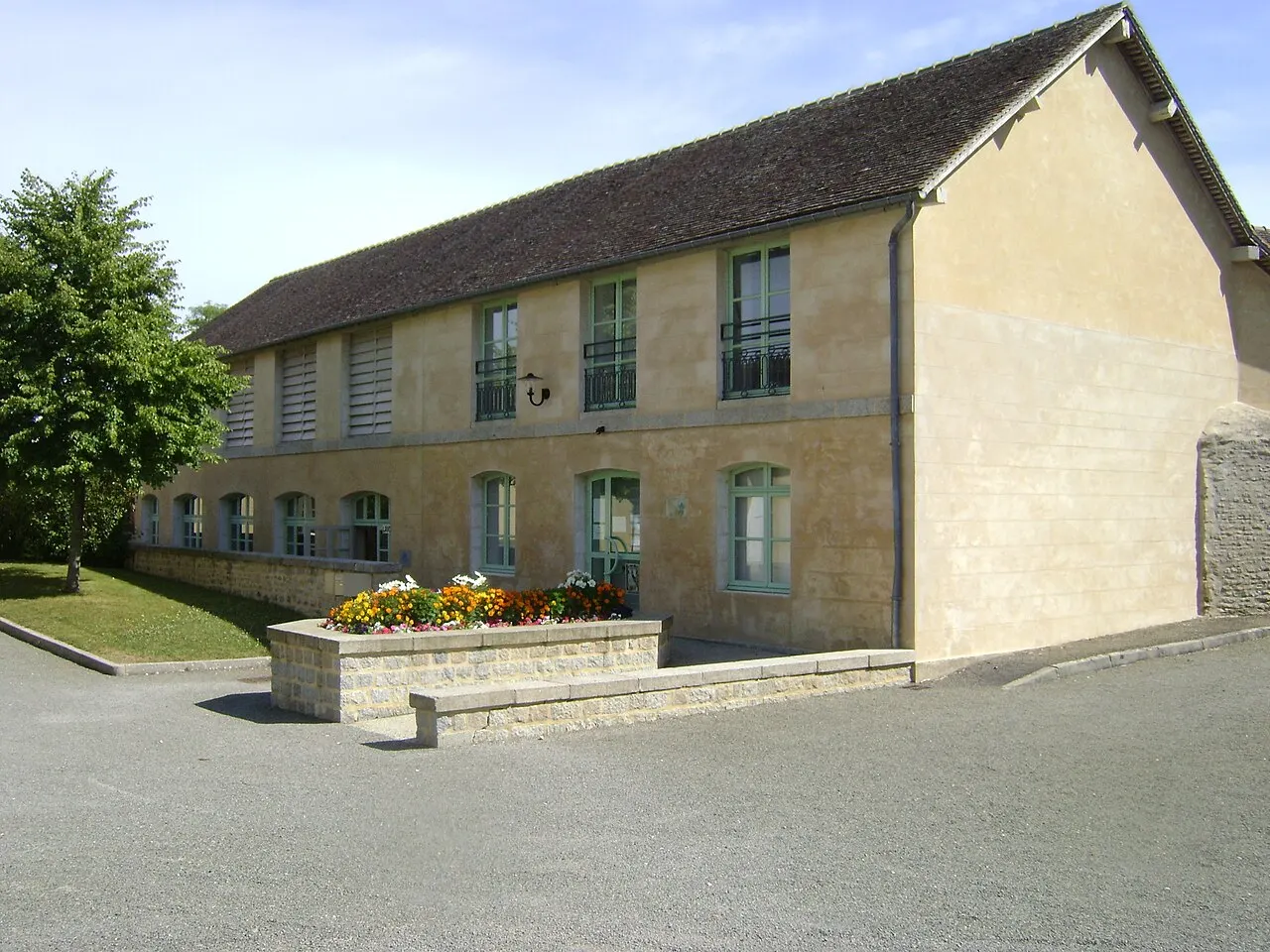 Champfleur (Sarthe) - Lavoir du Couvent des Soeurs Franciscaines (1885).