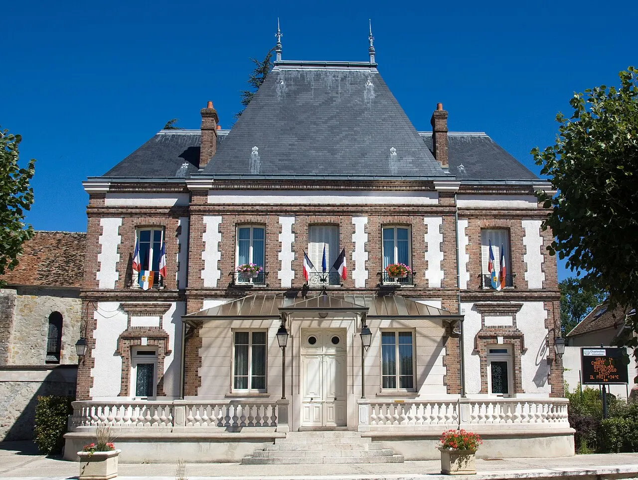Mairie de Chartrettes, Seine-et-Marne, France
