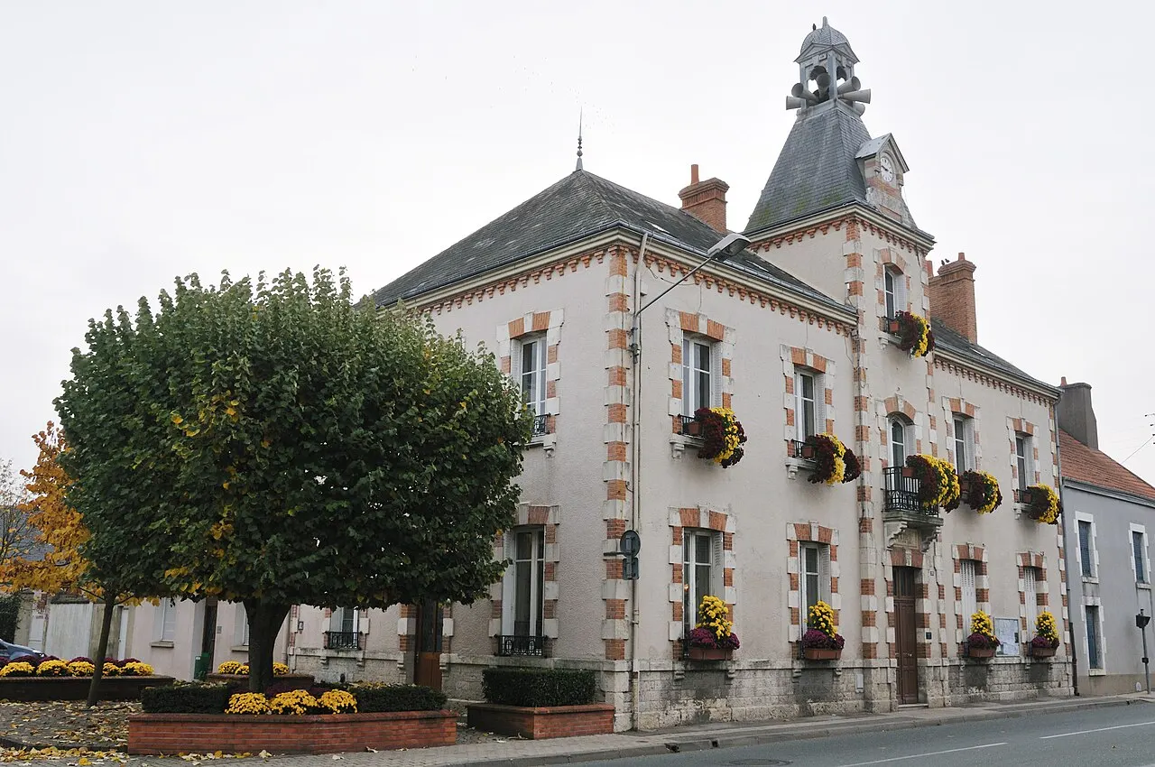 Mairie de Chevilly, Loiret, France