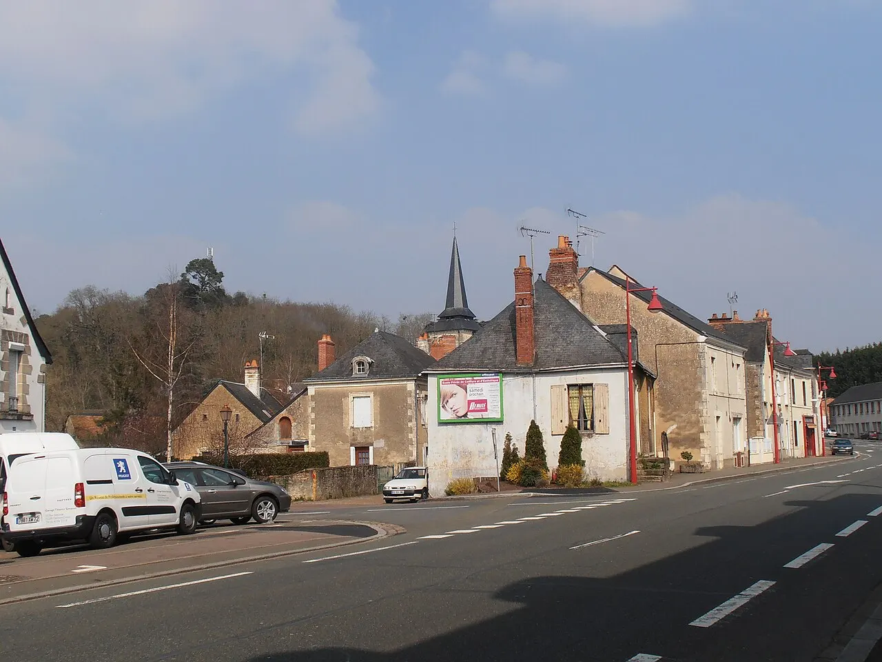 Vue de Clermont depuis la RD 323.