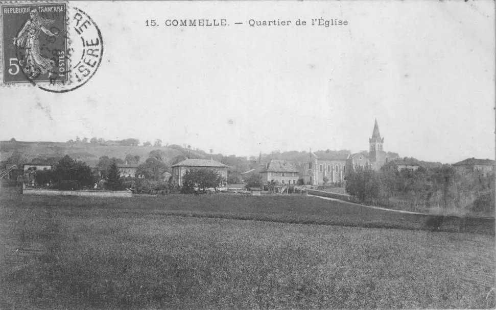 Commelle (Isère) - quartier de l'église.