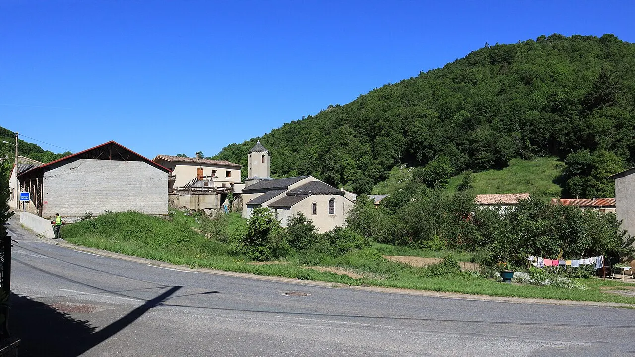 Coudons entrée village