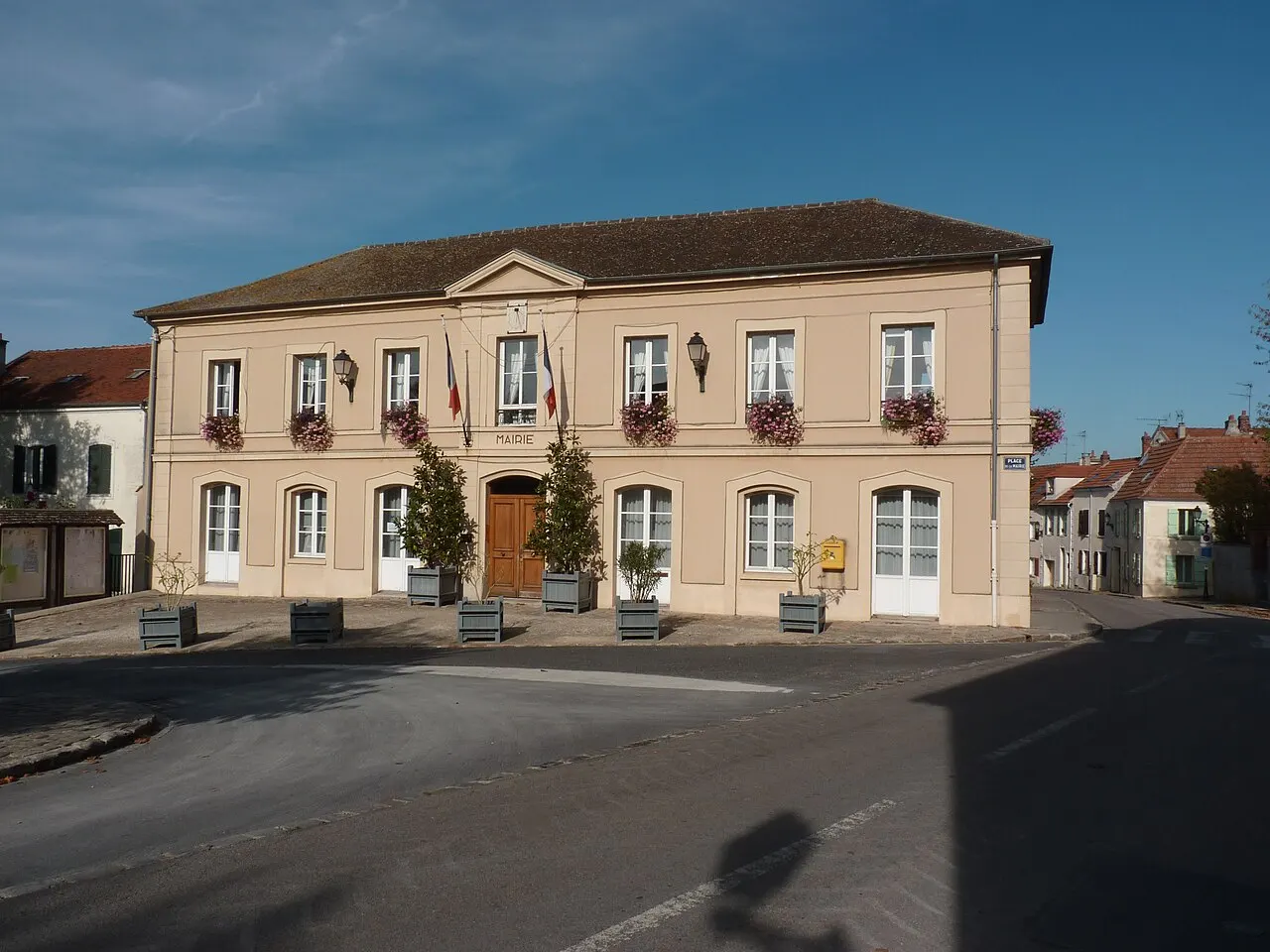 Coupvray town hall.