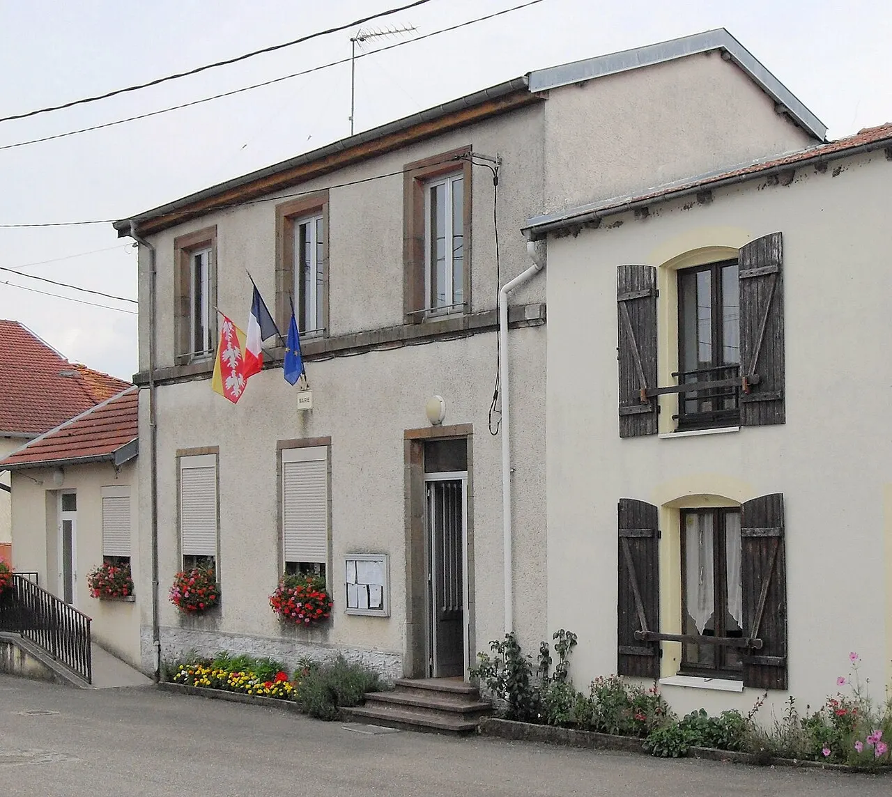 La mairie de Courcelles