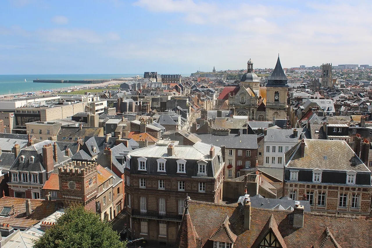 Vue générale de la ville de Dieppe, depuis le château.