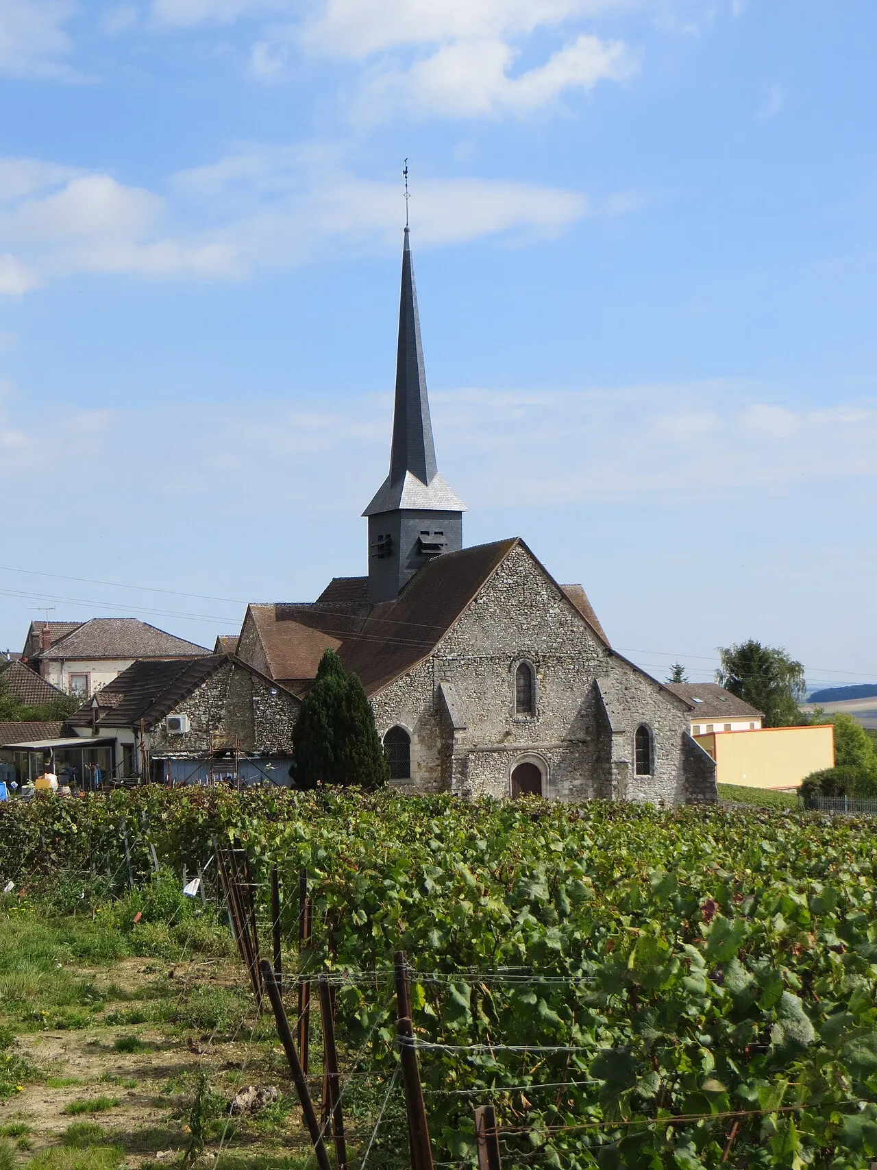 Vue générale de l'église