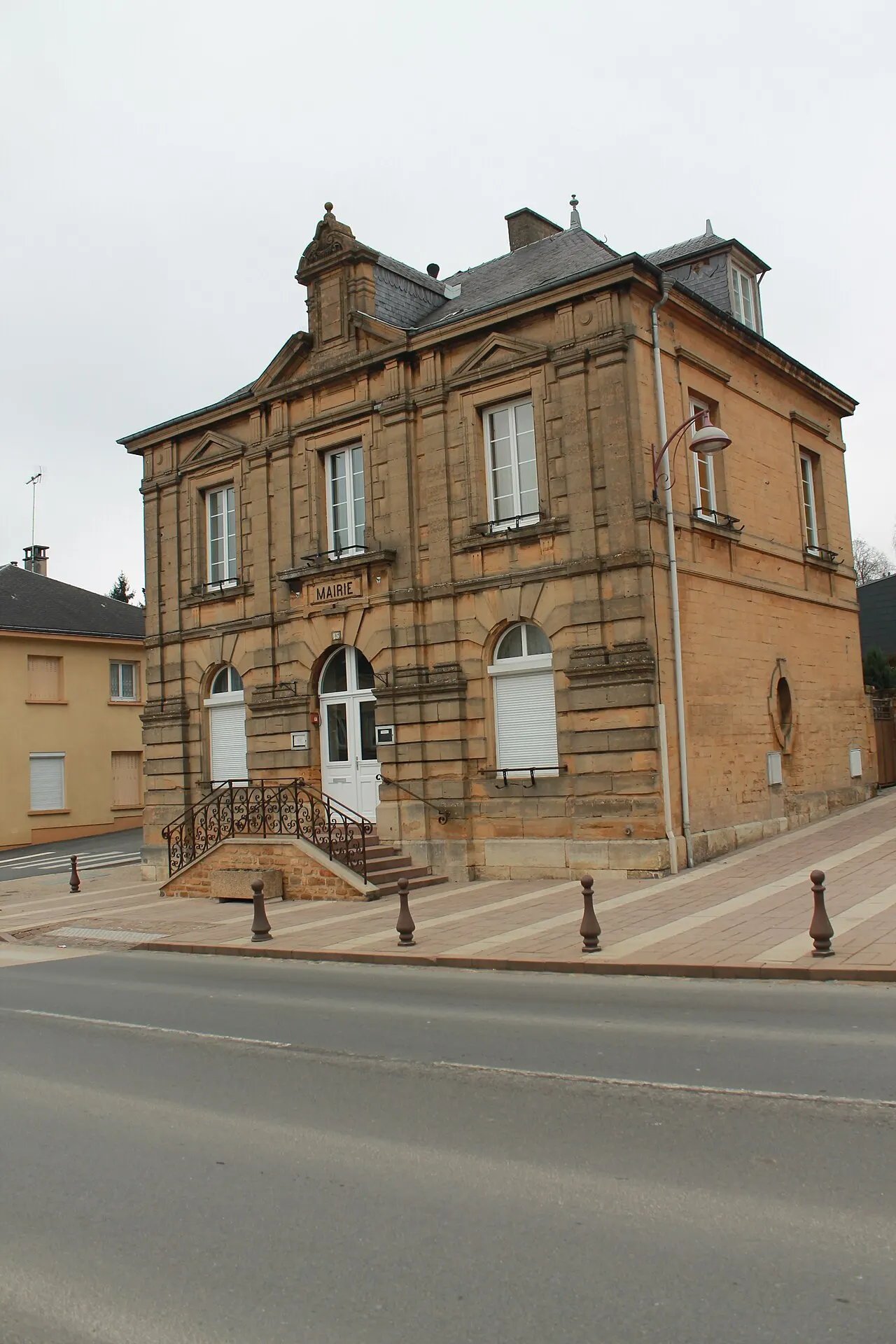 Mairie de Flize.