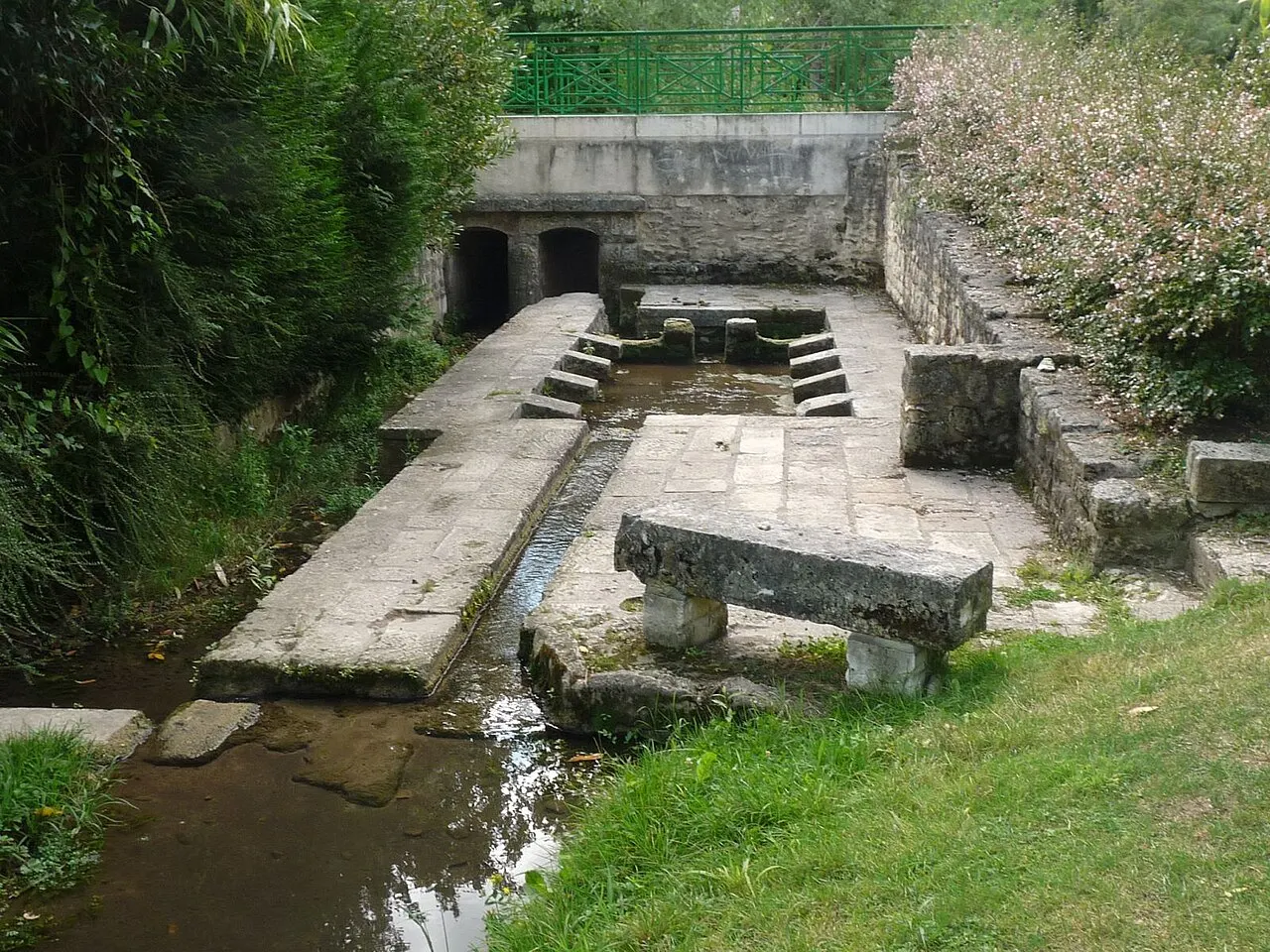 lavoir sur l'Escambouille, Fontcouverte (17), France