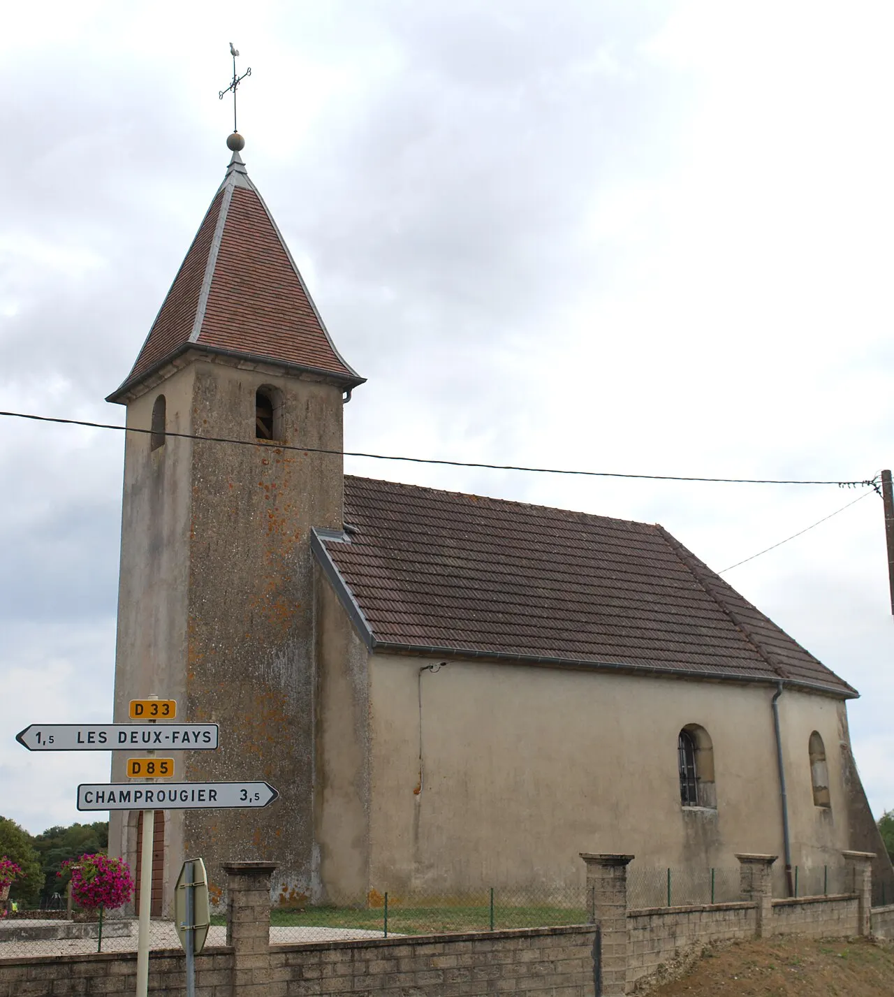 Église de la Nativité-de-la-Vierge de Foulenay.
