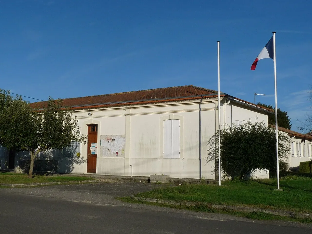 Mairie de Fours, Gironde, France