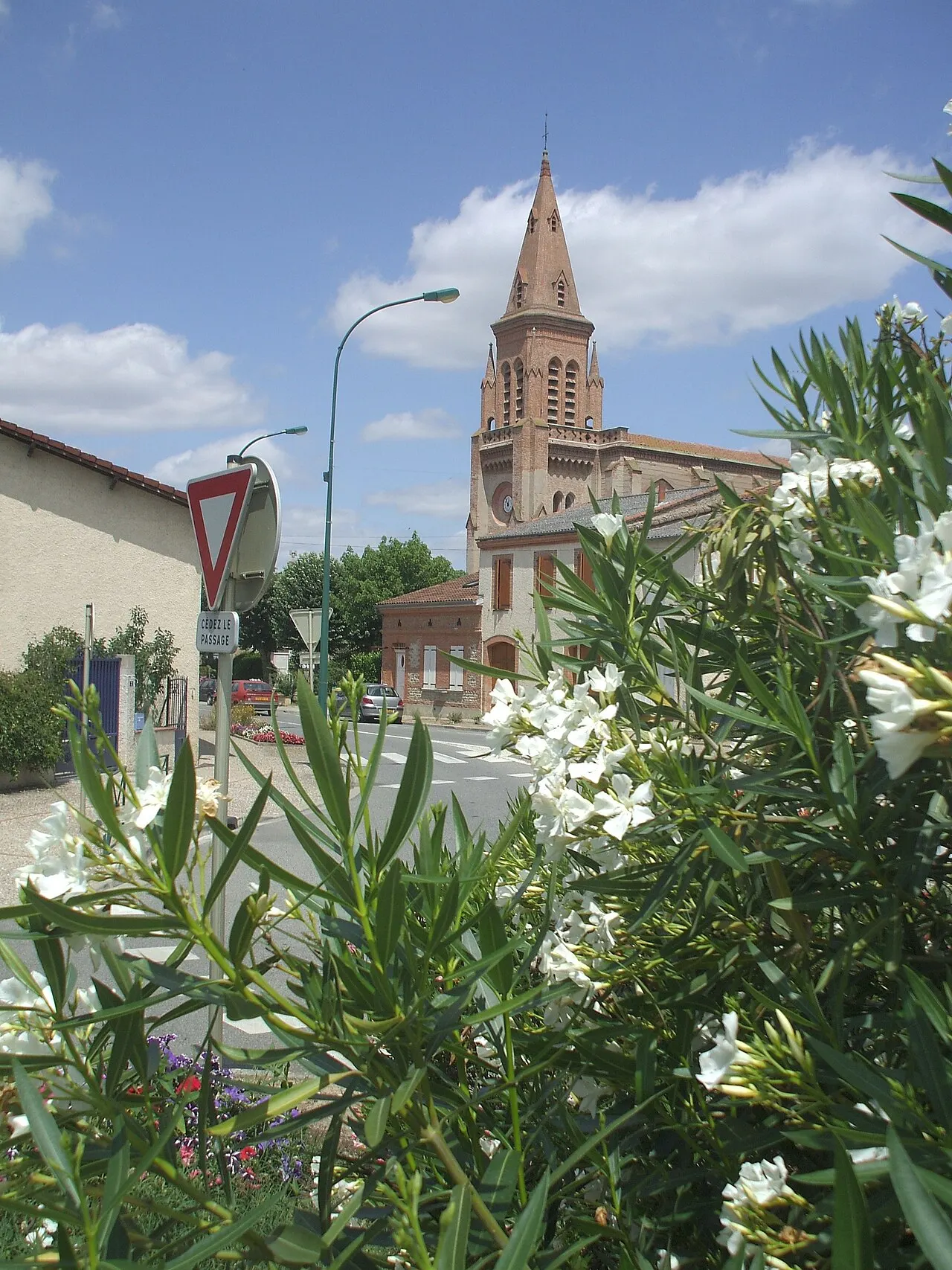 Grépiac (Haute-Garonne, France) - Église Saint-Martin.