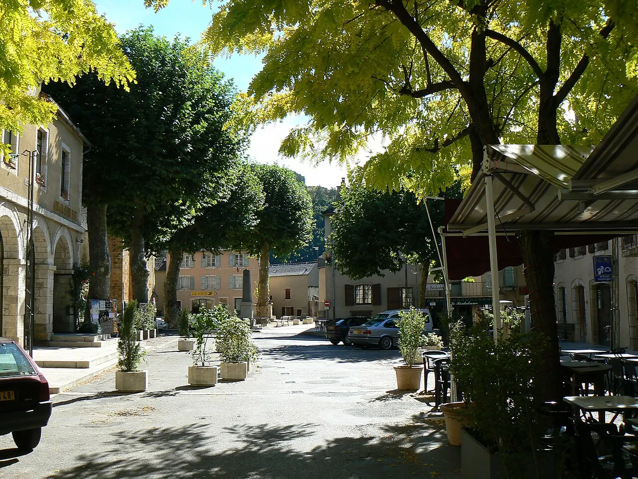 Centre-ville d'Ispagnac en Lozère