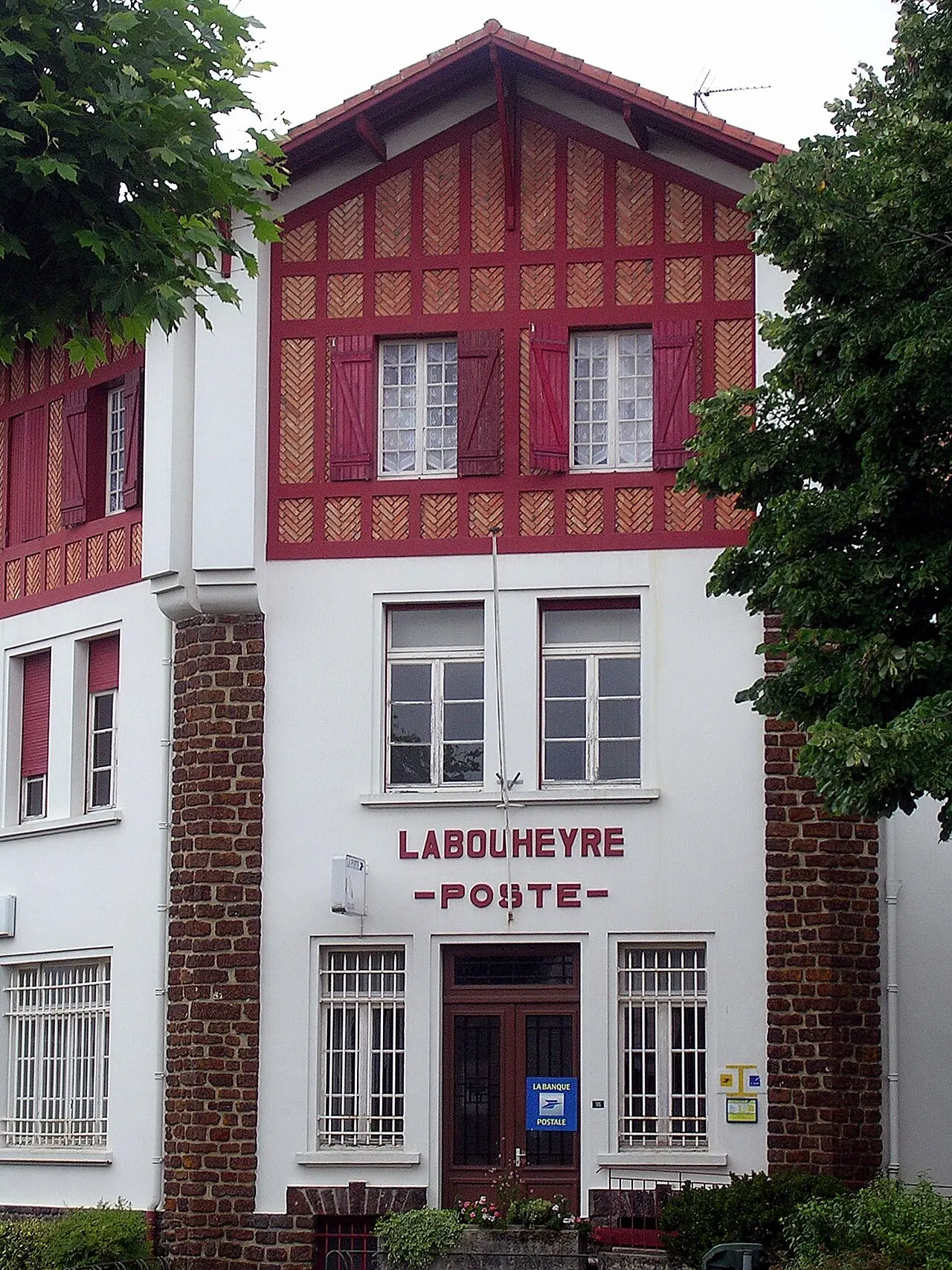 Bureau de poste de Labouheyre (Landes, France)