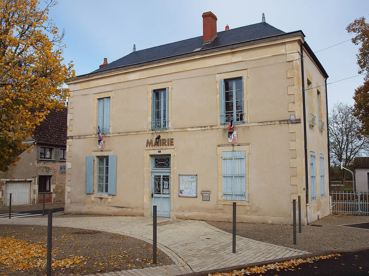 Mairie de Langeron (Nièvre, France)