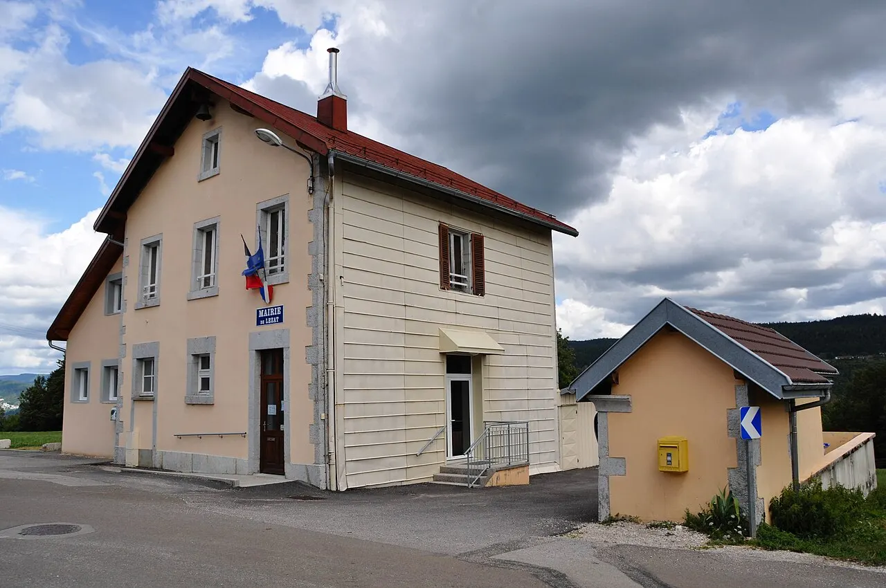 Mairie Les Mouillés, commune de Lézat (Jura, France).