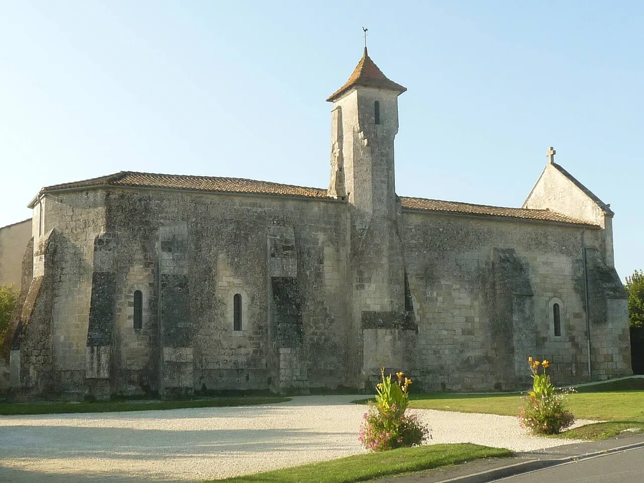église de Linars (16), France