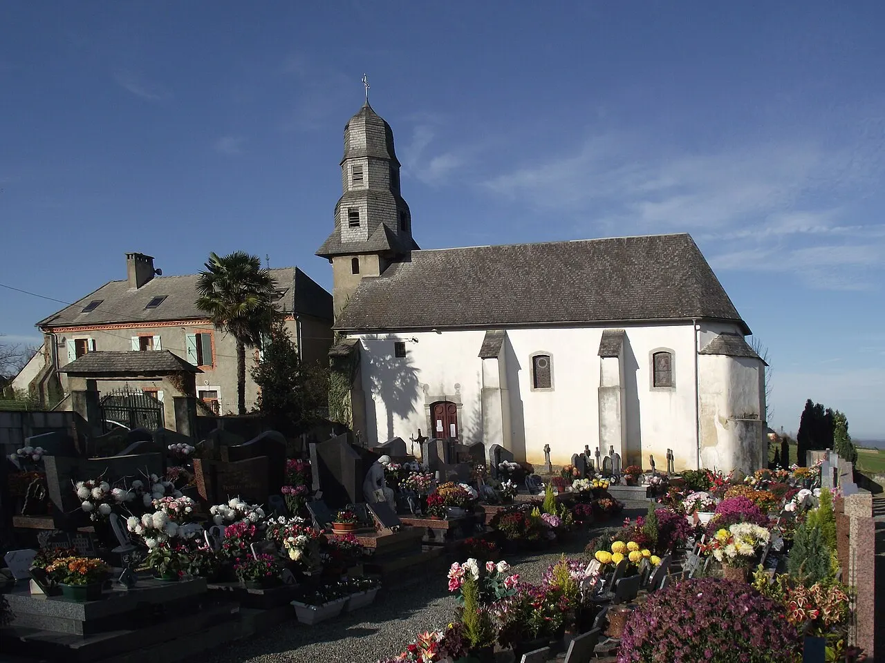 Église Saint-Jean-l'Évangéliste de Luc (Hautes-Pyrénées, France)
