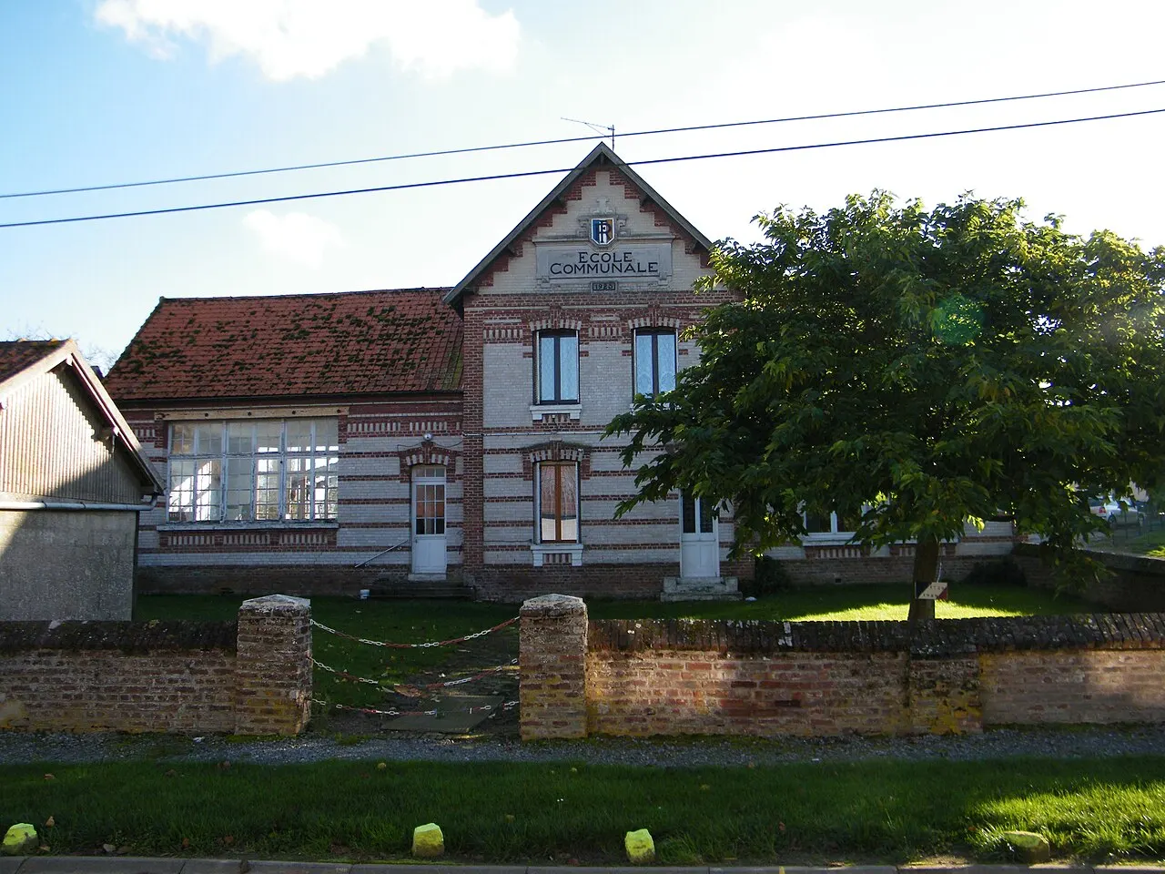 L'école dont la construction remonte à 1923.