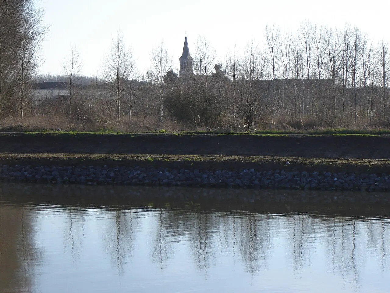The village of Maulde, as seen across the river Scheldt. Maulde, Nord, Nord-Pas-de-Calais, France