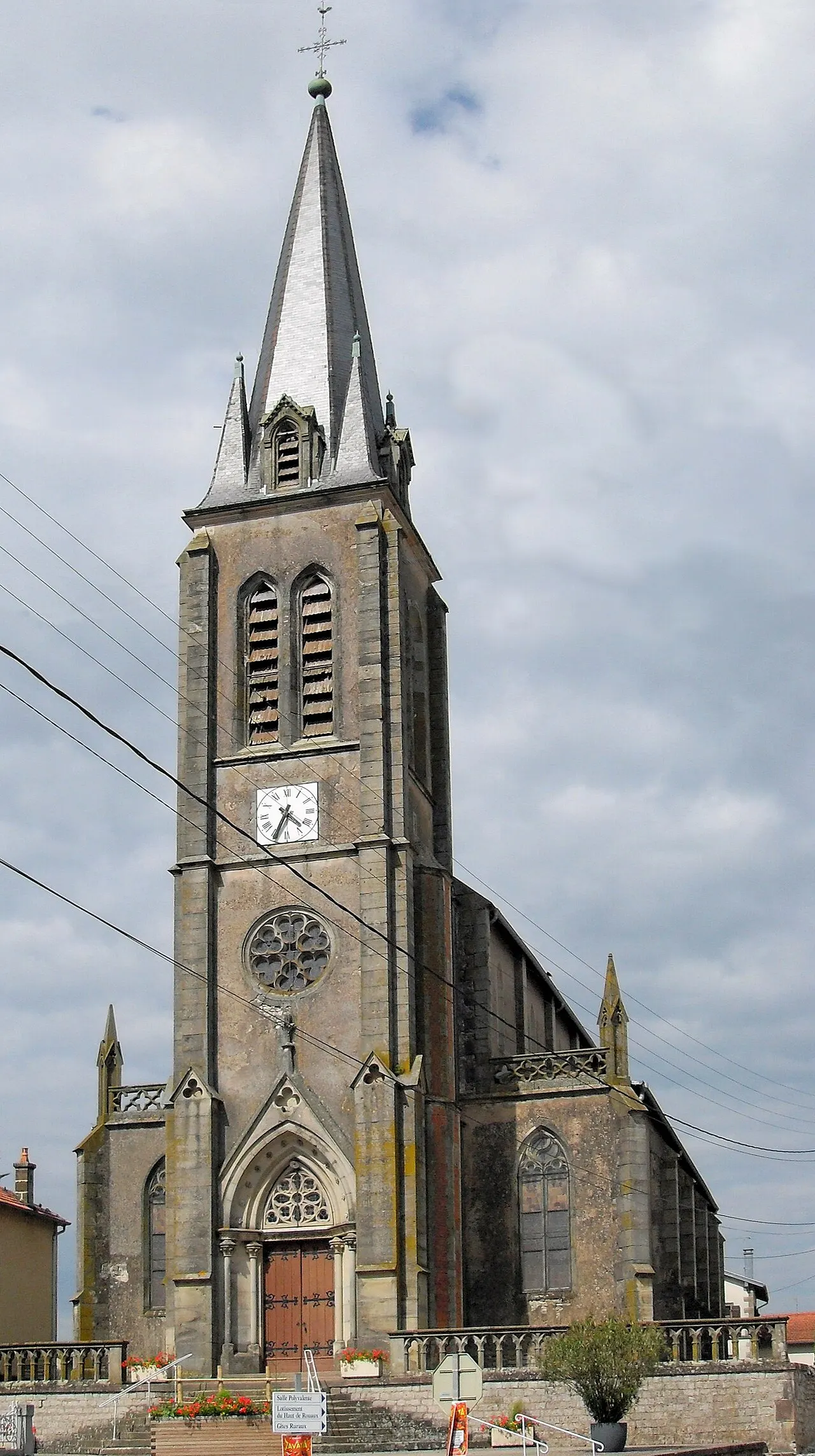 L'église Saint-Maurice de Moriville, côté sud-ouest