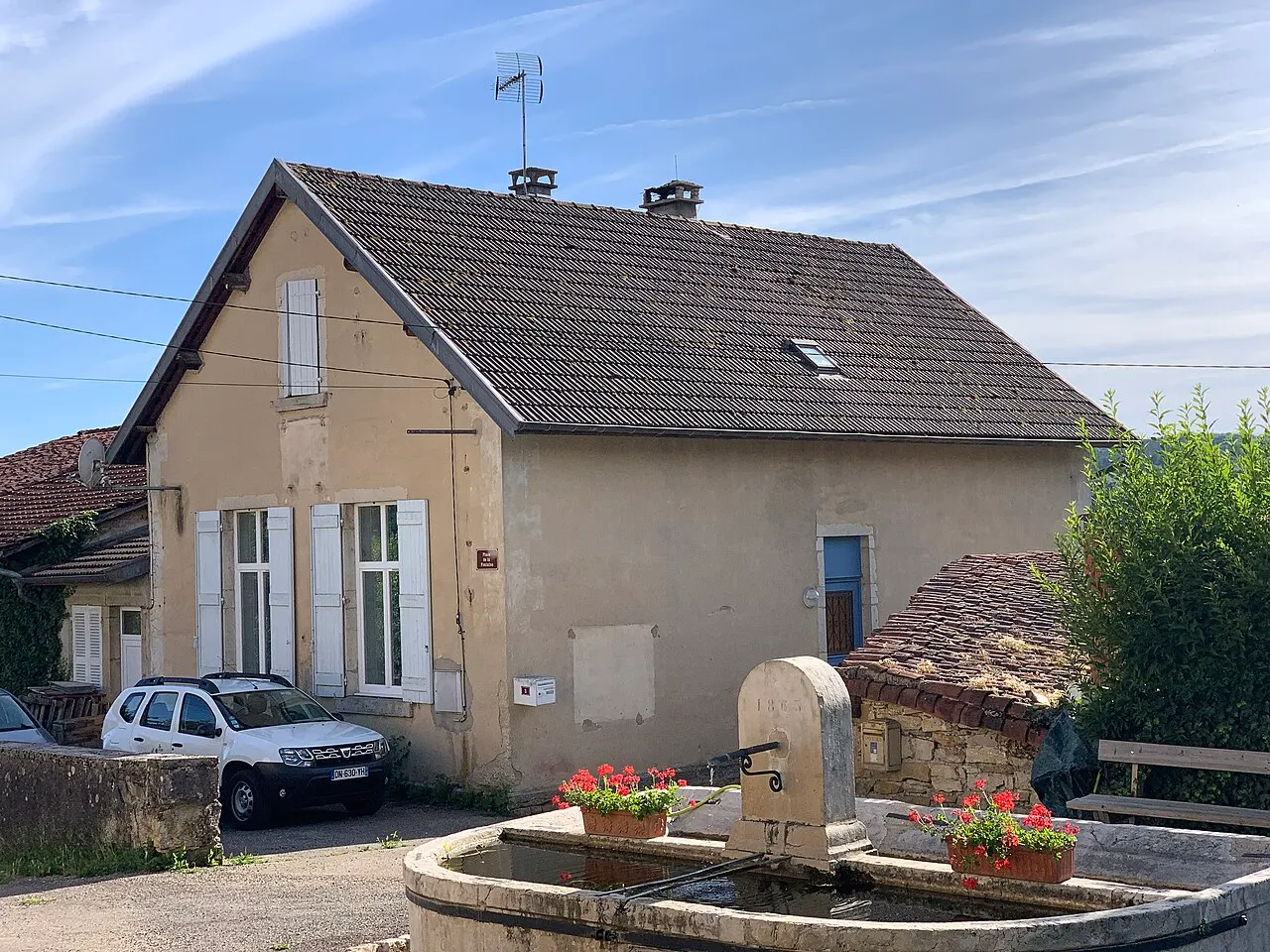 Ancienne mairie de Morval, Andelot-Morval.
