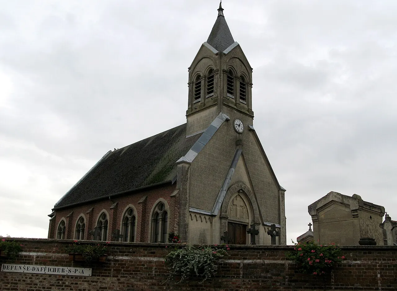 Omissy (Aisne, France) - L'église. . .