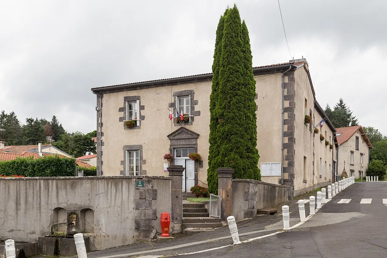 Mairie d'Orcines.