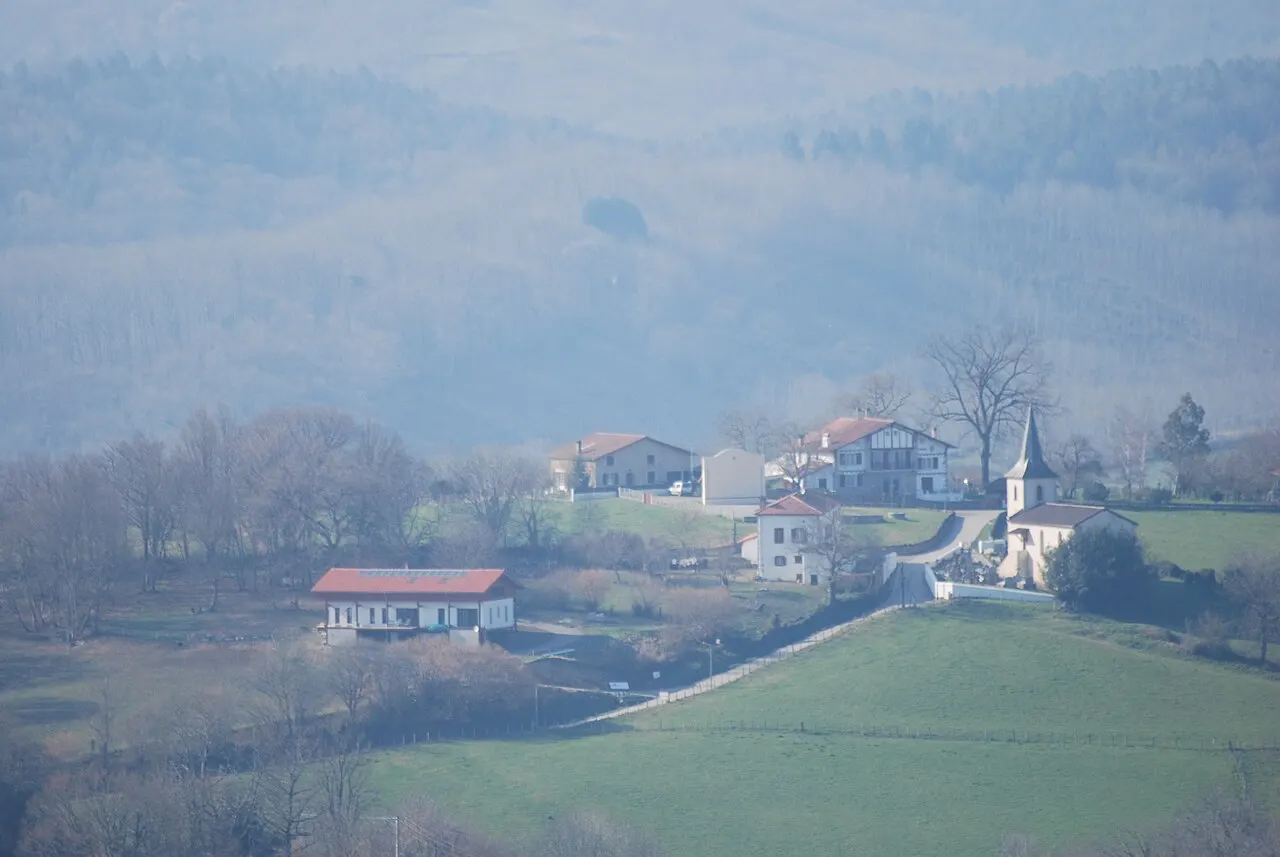 Vue du village d'Orsanco depuis la chapelle de Soyarza.
