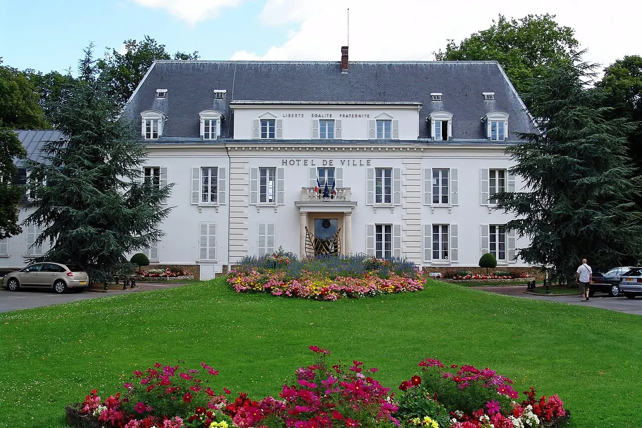 Mairie de Pontault Combault (77)