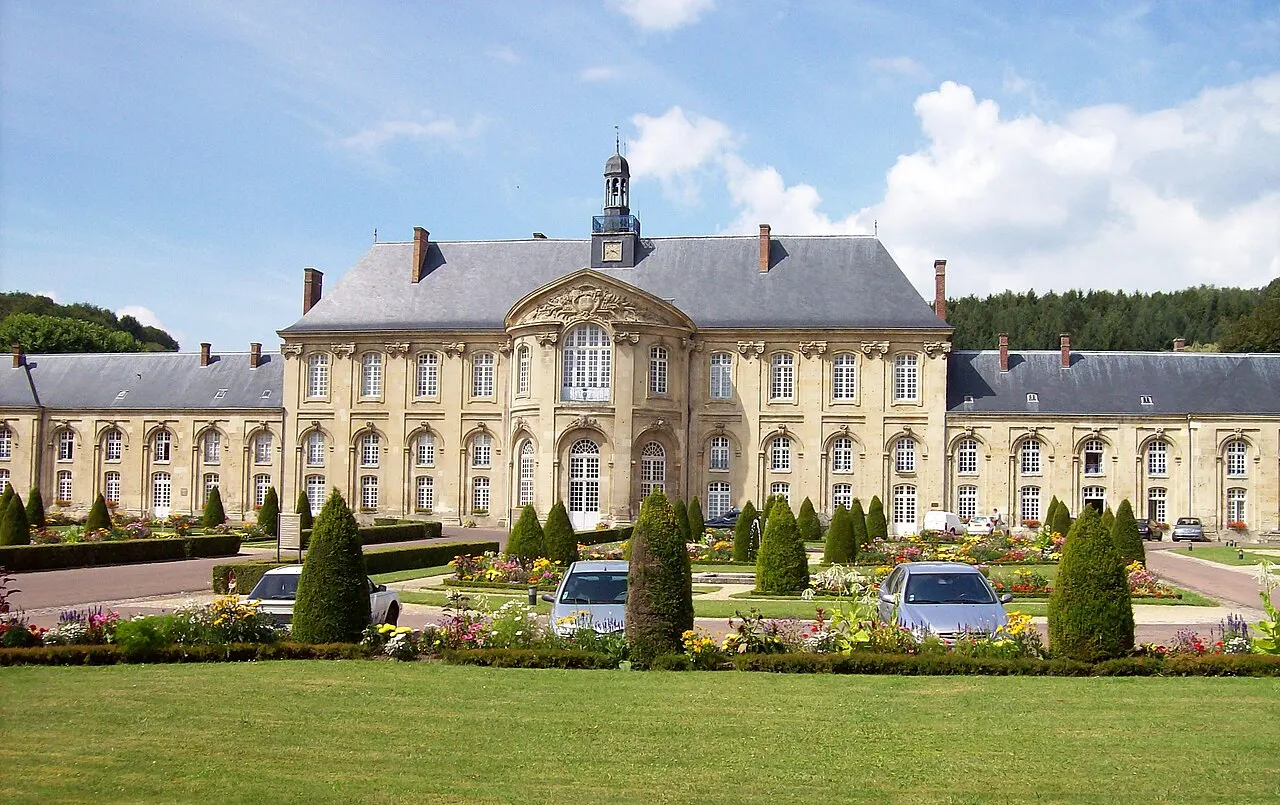 Palais abbatial de l'ancienne abbaye norbertine de Prémontré (maintenant un hopital psychiatrique)