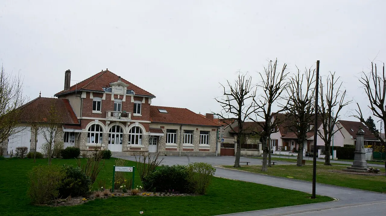Mairie de Prones .
