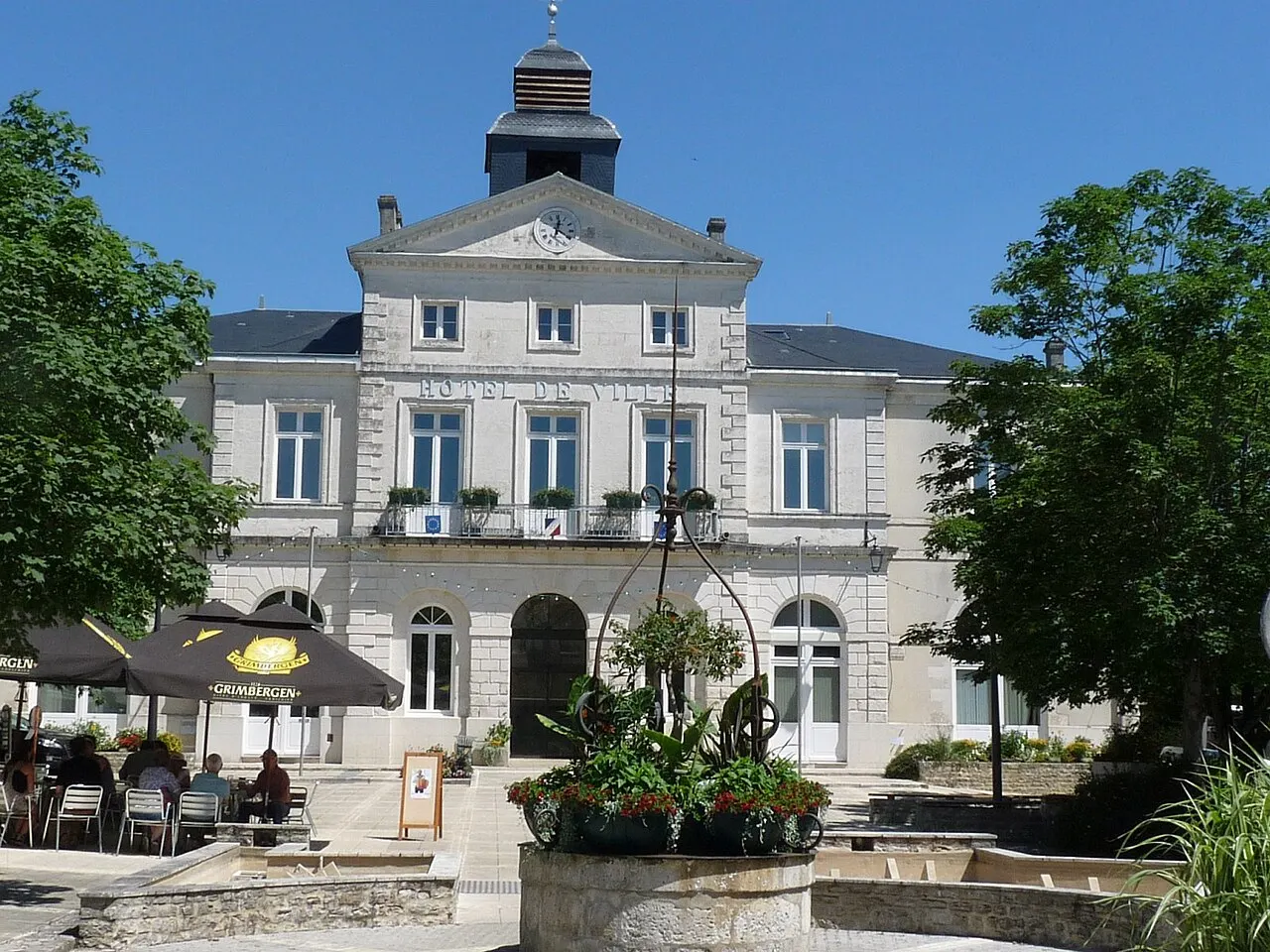 Hôtel de ville, Ruffec, Charente, France