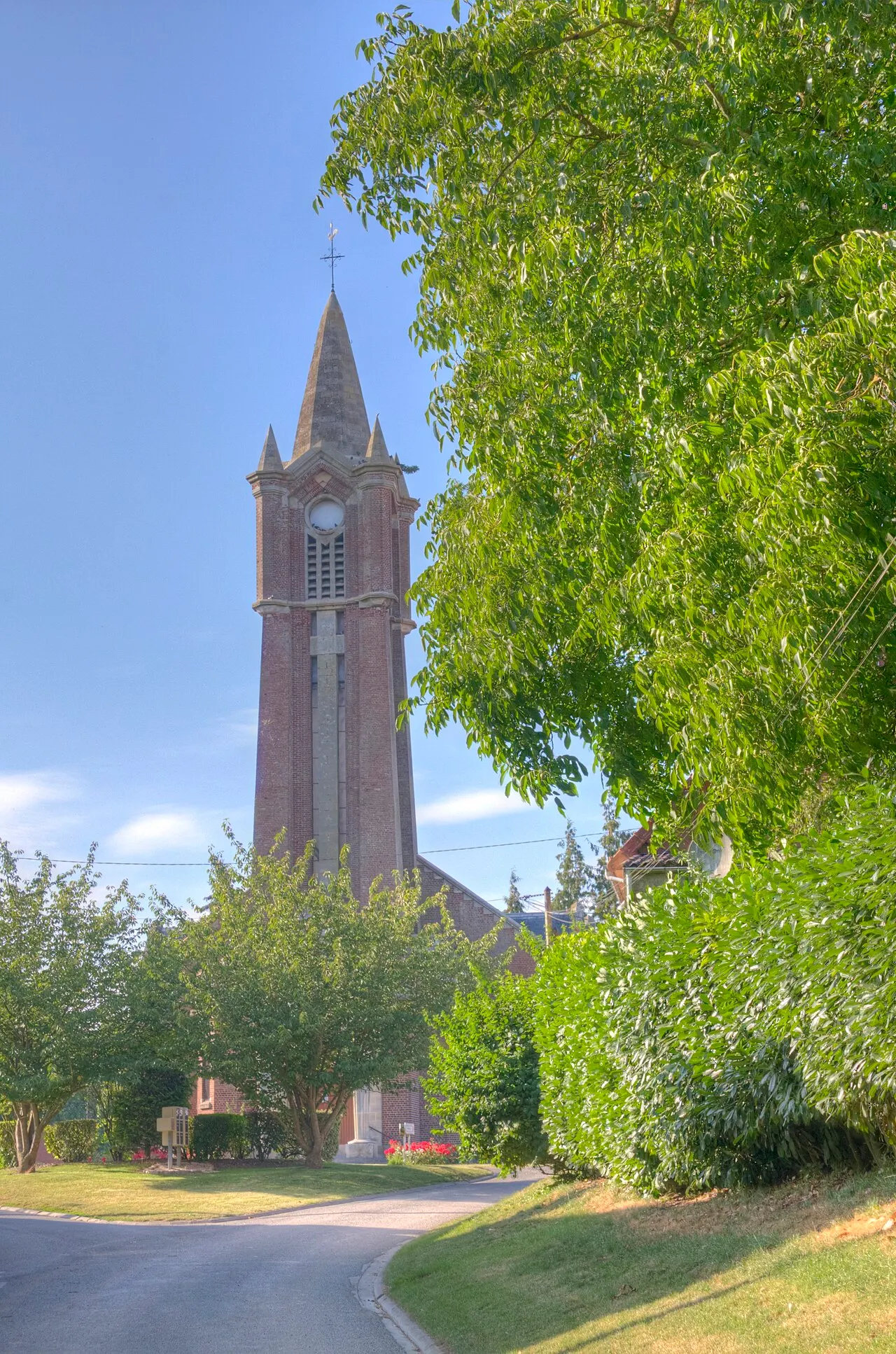 L'église de Sapignies
